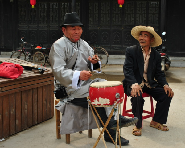 鬼吹燈作者：從“沒文化”到擁有“億萬讀者”，他都經歷了什麼？