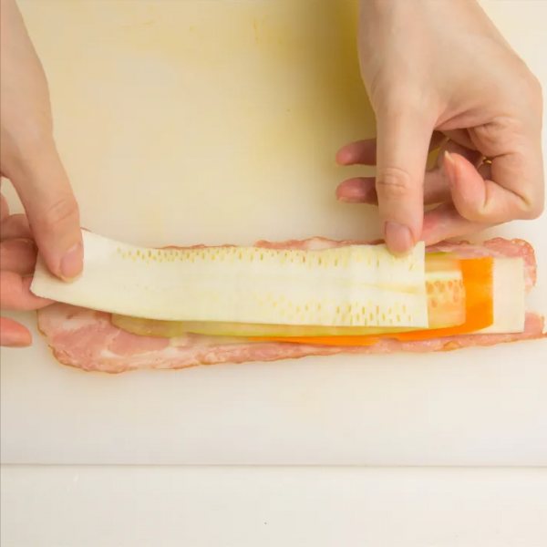 不加油和麵粉就能做，層層金黃香濃爆漿還低脂，全家大小都愛吃