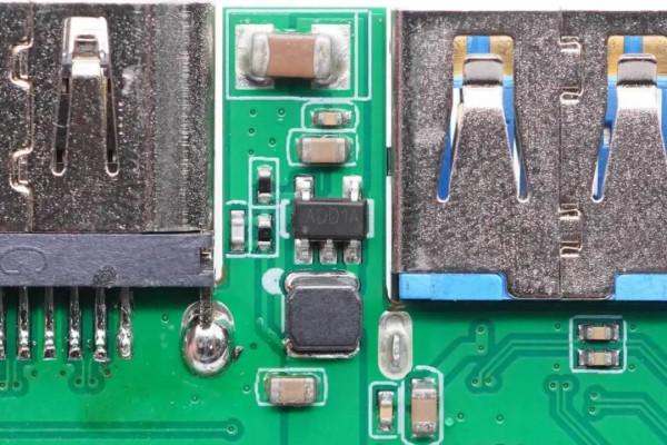 這款拓展塢可讓筆記本直接聯網,使用者都說好,內部黑科技揭曉 這款拓展塢可讓筆記本直接聯網,使用者都說好,內部黑科技揭曉