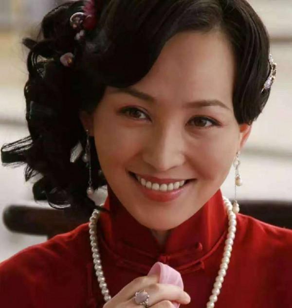 不能忍!整容臉太影響追劇,這些假臉是怎麼混到各種電視劇裡的? 不能忍!整容臉太影響追劇,這些假臉是怎麼混到各種電視劇裡的?