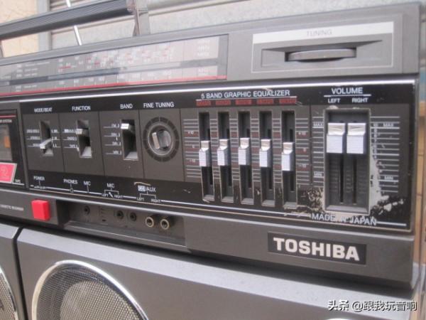 日本進口收音機、錄音機，東芝公司RT-sx1000行動式音響