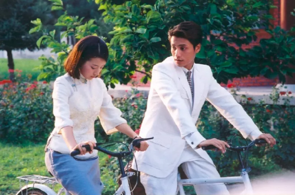 陳坤自曝18年前和董潔“那段情”：那麼相愛，為何最後卻辜負她？