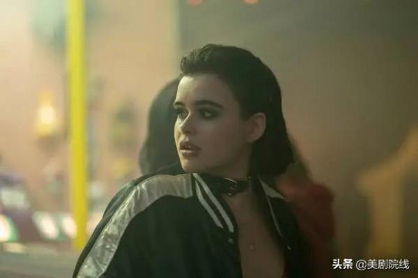 不愧是HBO出品的美劇,第一集就這麼勁爆 不愧是HBO出品的美劇,第一集就這麼勁爆