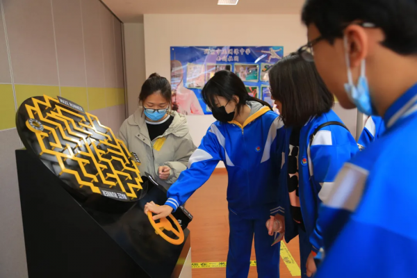 玉淵潭中學七屆科技文化嘉年華成功舉辦