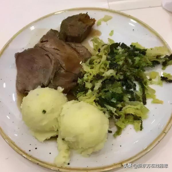 看完英國大學食堂後，才知道“美食荒漠”不是白叫的