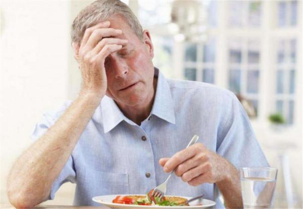 “溼氣”是怎麼來的？喝水過多就會溼氣重嗎？醫生給你講清楚