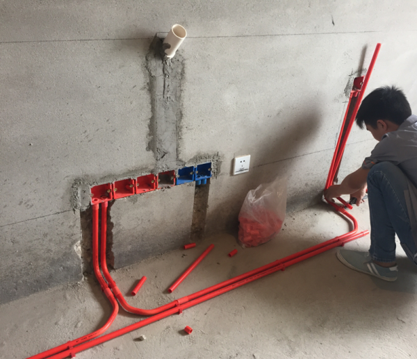 家庭配電想做一個房間一個迴路，老電工說：不怕天天跳閘就這麼做