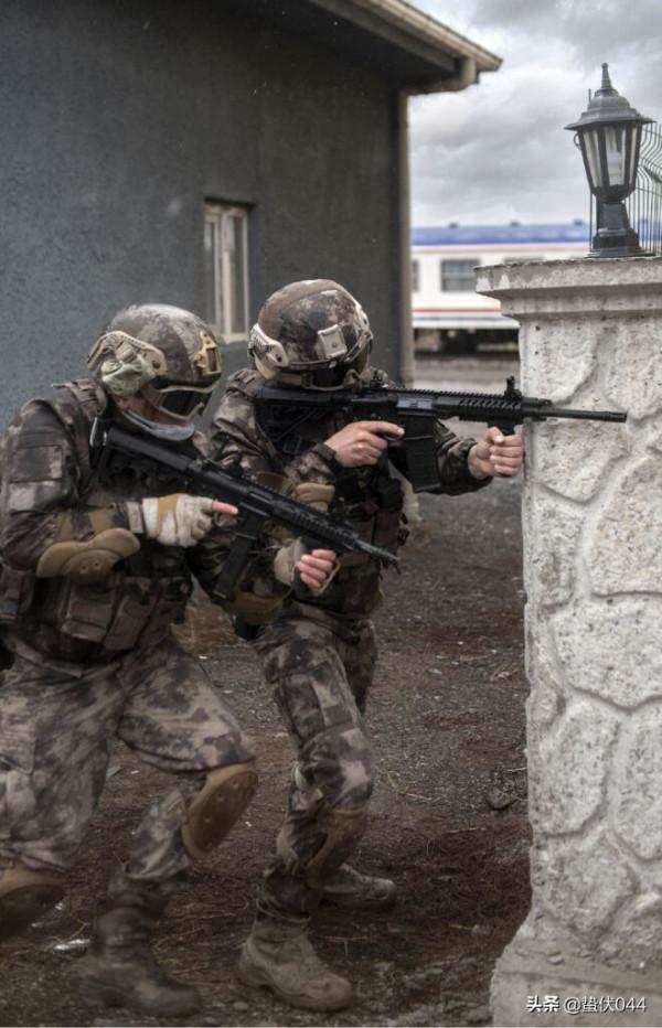 土耳其sar 109t衝鋒槍