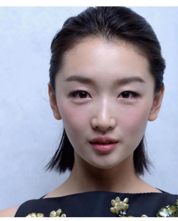 女明星懟臉無美顏心美得生動真實，這組照片真的讓人看到了