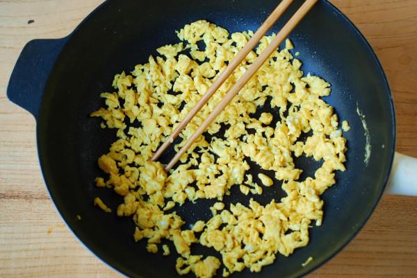 天冷了，遇到這菜多買點兒，一次買上10來斤，蒸包子吃太香了