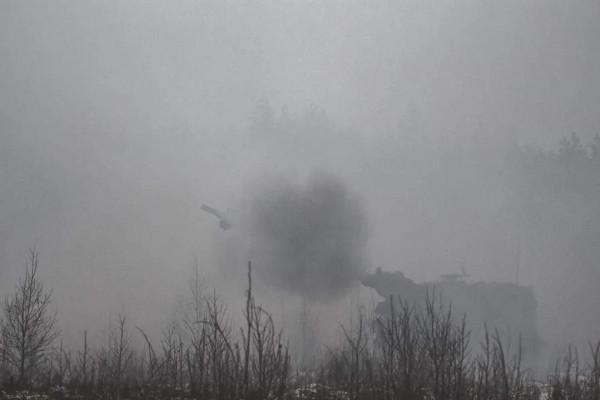 立陶宛炮兵營實彈射擊訓練 立陶宛炮兵營實彈射擊訓練