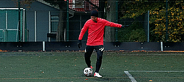 五個職業球員曾用過的花式停球技巧