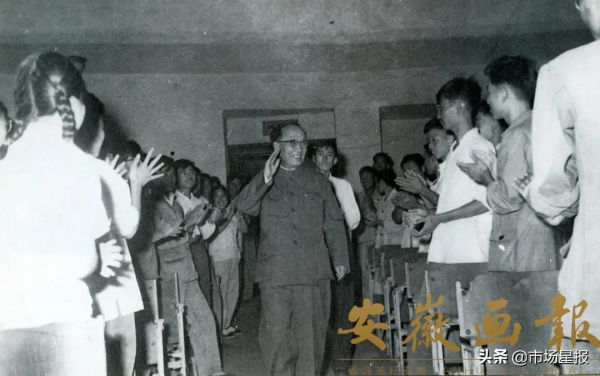 中國科大緣何內遷合肥？