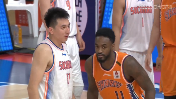 瘋狂撕咬之下四川隊三節崩盤,李春江駕馭下的鯊魚為何如此兇猛? 瘋狂撕咬之下四川隊三節崩盤,李春江駕馭下的鯊魚為何如此兇猛?