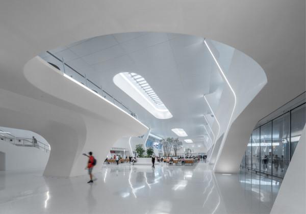 ‘霸佔’2021年中國地標建築的材料：陽極氧化鋁板