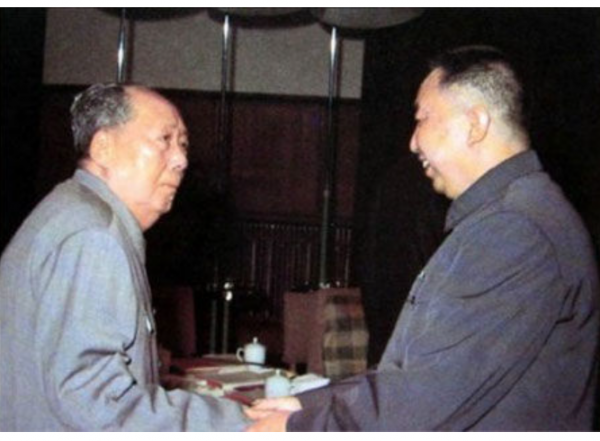 從主席到小平三位軍委負責人,副主席都是誰? 從主席到小平三位軍委負責人,副主席都是誰?