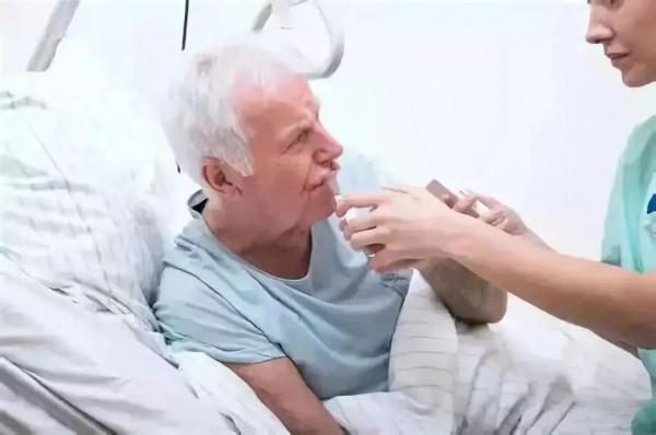 幸福老年,吞嚥無憂 幸福老年,吞嚥無憂