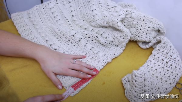 時尚顯氣質的修身鉤針女裙,半高領棗花裙教程,外穿或內搭都好看 時尚顯氣質的修身鉤針女裙,半高領棗花裙教程,外穿或內搭都好看