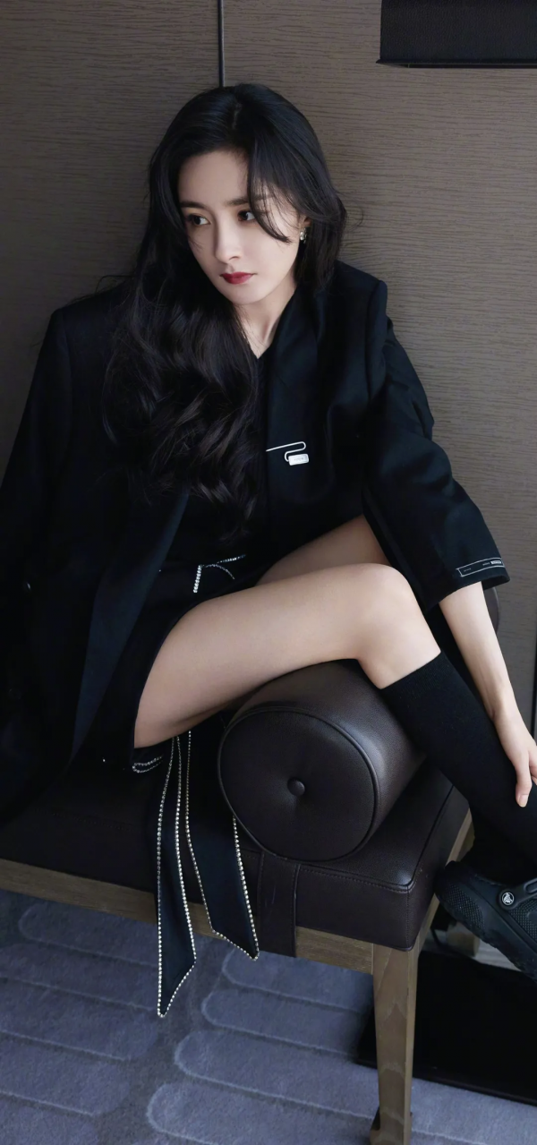 影視明星桌布｜楊冪