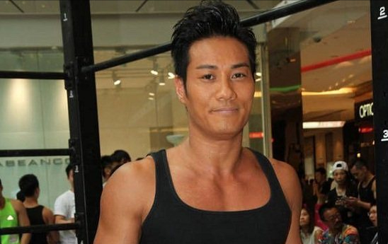 六位香港藝人落魄轉行：送外賣、賣保險，最佳女配當保安餬口