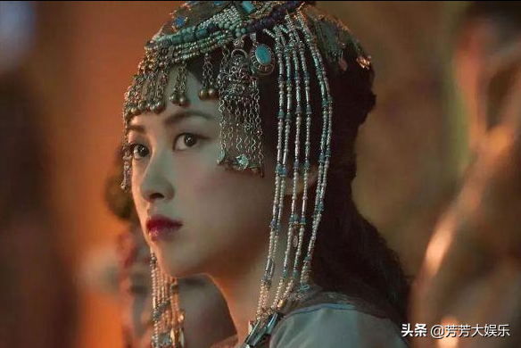 甩頂級富二代，拿下“黑道太子”，朱珠憑什麼這麼牛？