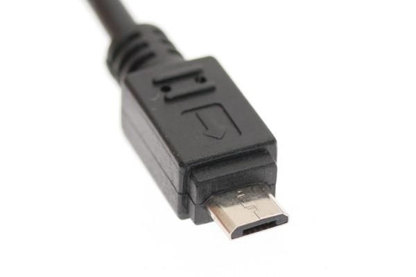 無需動手能力：超簡易方式改造有線音箱，升級藍芽功能