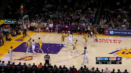 湖人：太冷酷了，除詹姆斯外，所有人都在準備收拾行李