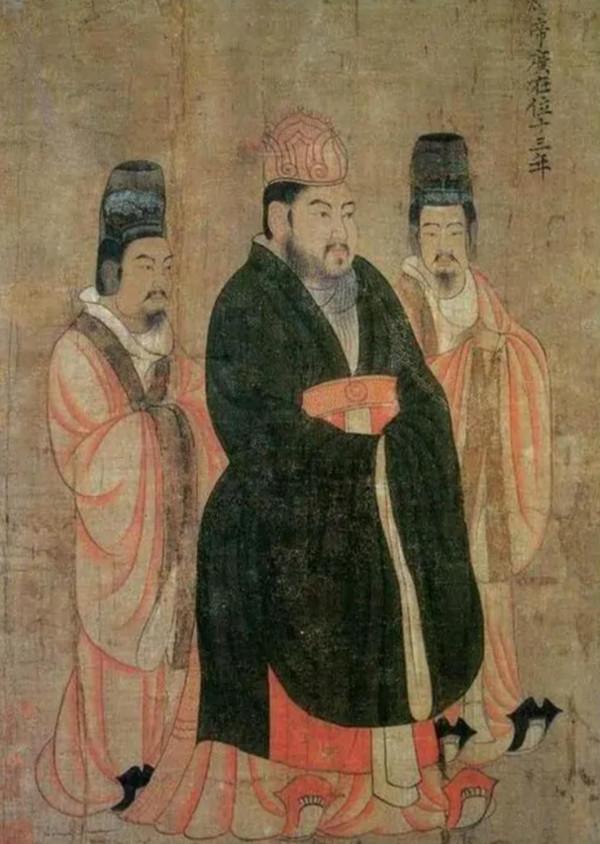 皇帝命宰相找“公雞下的蛋”,次日宰相兒子上朝:家父在家生孩子 皇帝命宰相找“公雞下的蛋”,次日宰相兒子上朝:家父在家生孩子