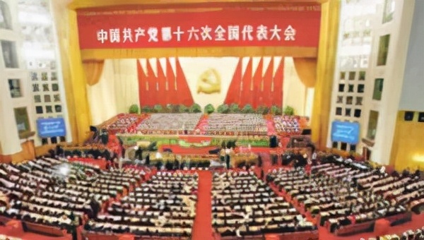 太漂亮、太震撼-中國航天員與地球合影。歷史上的今天-2021-11-08 太漂亮、太震撼-中國航天員與地球合影。歷史上的今天-2021-11-08