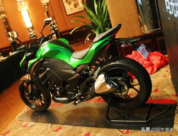 “地平線”都是四缸117匹馬力了！嘉爵“CB650R”能買嗎