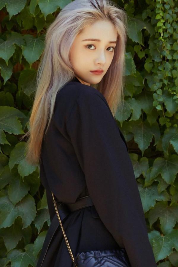 周潔瓊日常穿搭時髦甜美 網友們覺得她演技如何可評論關注轉發分享 周潔瓊日常穿搭時髦甜美 網友們覺得她演技如何可評論關注轉發分享