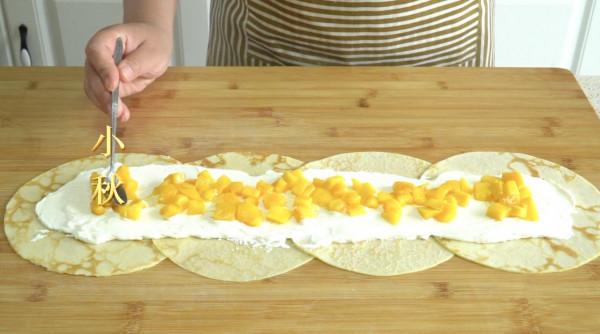 孩子想吃毛巾卷，小秋用一口平底鍋解鎖三種做法，比買得實惠多了