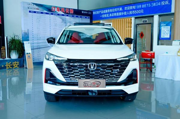 外在更運動 車廂更科技 配置更豐富 長安CS55 PLUS 2022款實拍簡評