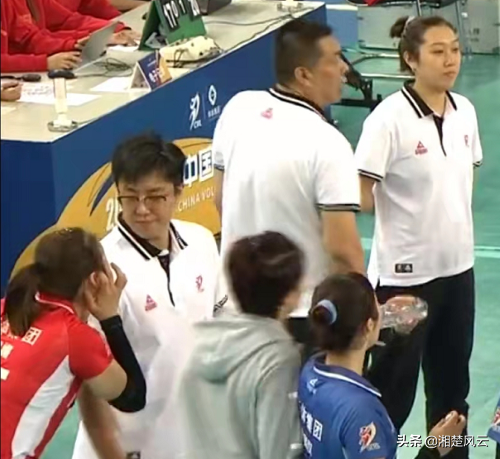 爆大冷!河南女排3-1戰勝廣東隊,兩員大將合砍53分,為球隊建功 爆大冷!河南女排3-1戰勝廣東隊,兩員大將合砍53分,為球隊建功