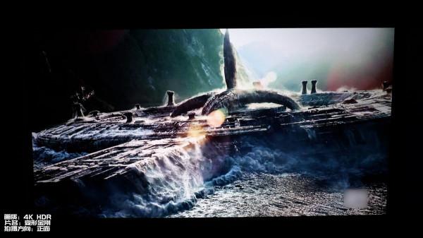 用萬元投影儀和男朋友一起看8K，太爽了