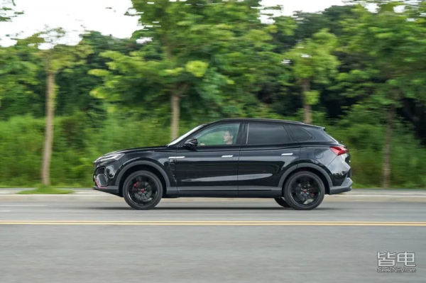 泊車體驗逆天 深度體驗MARVEL R