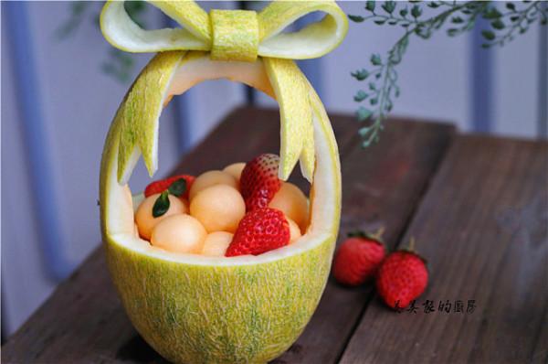 花150塊錢、用12小時給媽媽打造生日宴，客人：最精緻的大餐