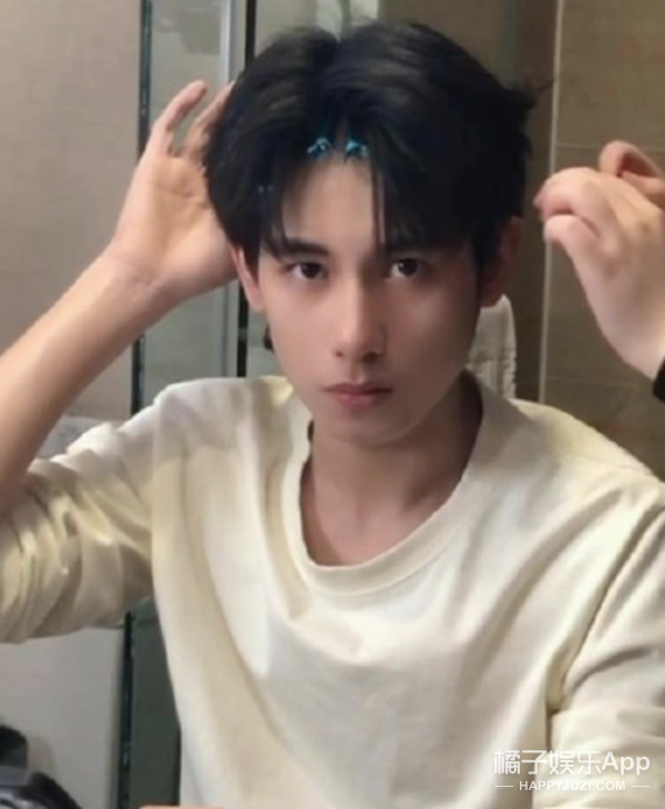 瘦了的胡先煦霸佔熱搜？男明星少年感全靠瘦，發麵饅頭噠咩