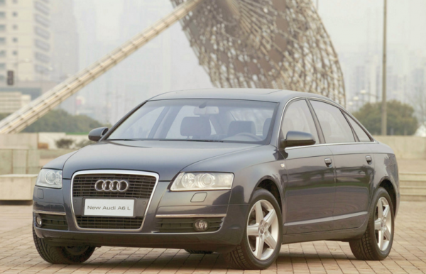 這3款低調的8缸車,當年不懂得珍惜,現在想買買不到 這3款低調的8缸車,當年不懂得珍惜,現在想買買不到