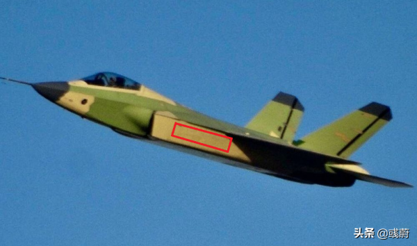 殲35只有主彈艙，沒有格鬥彈艙的問題，這樣的天才設計可以嗎？