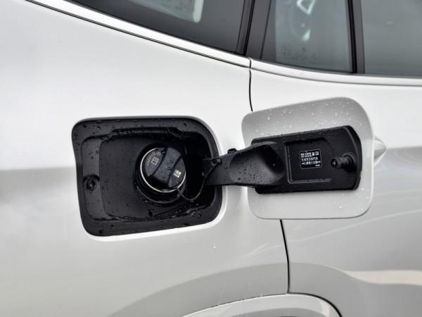 【幫你選車】純電燃油之爭 同樣四十萬出頭 選蔚來ES6還是寶馬X3