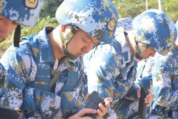 《羋月傳》童星變身海軍兵哥，網友直呼：這才是真偶像