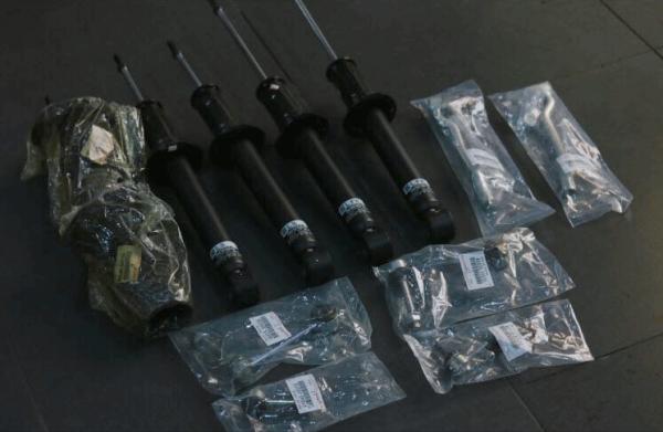 老車翻新:修復2005年凌志LS430,V8自吸大排量,一代神話再復活 老車翻新:修復2005年凌志LS430,V8自吸大排量,一代神話再復活