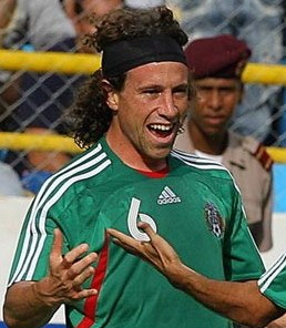 “青蛙王子”與“花蝴蝶”:中北美霸主墨西哥足球歷史最佳11人 “青蛙王子”與“花蝴蝶”:中北美霸主墨西哥足球歷史最佳11人