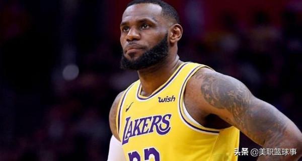 戴維斯不打中鋒,老詹說我來吧 戴維斯不打中鋒,老詹說我來吧