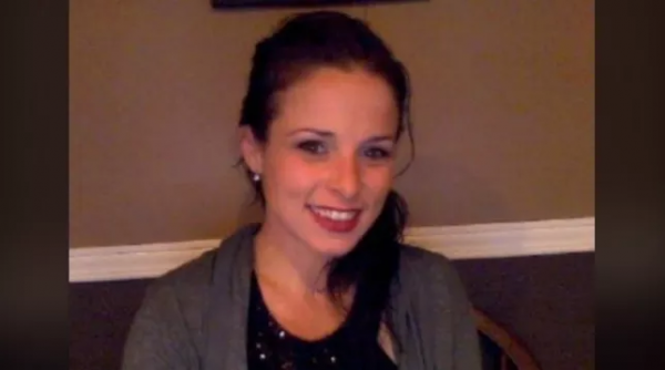 卑詩省女子離奇失蹤5年後 遺體才被找到 父母崩潰痛哭