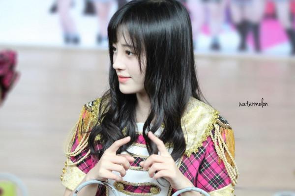 鞠婧禕握手會飯拍，現場照片