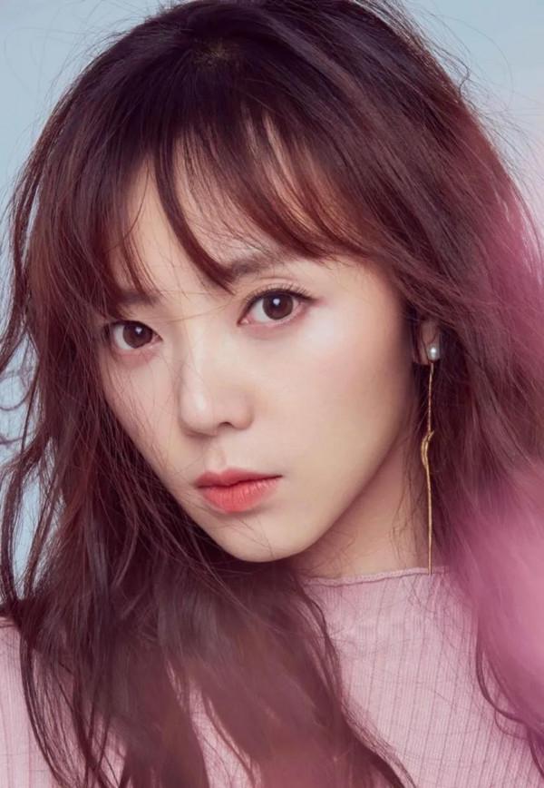 這些女明星當過兵