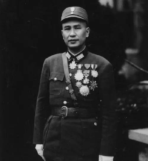 劉鄧大軍千里躍進大別山後損失過半，為何半年後仍撤出了大別山？