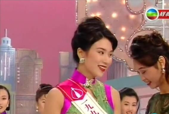 港姐評委的審美令人疑惑，蔡少芬僅獲第三名，周海媚連決賽都沒進